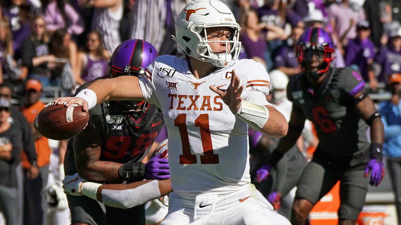 Duggan shines, Ehlinger doesn't, TCU tops No. 15 Texas 37-27